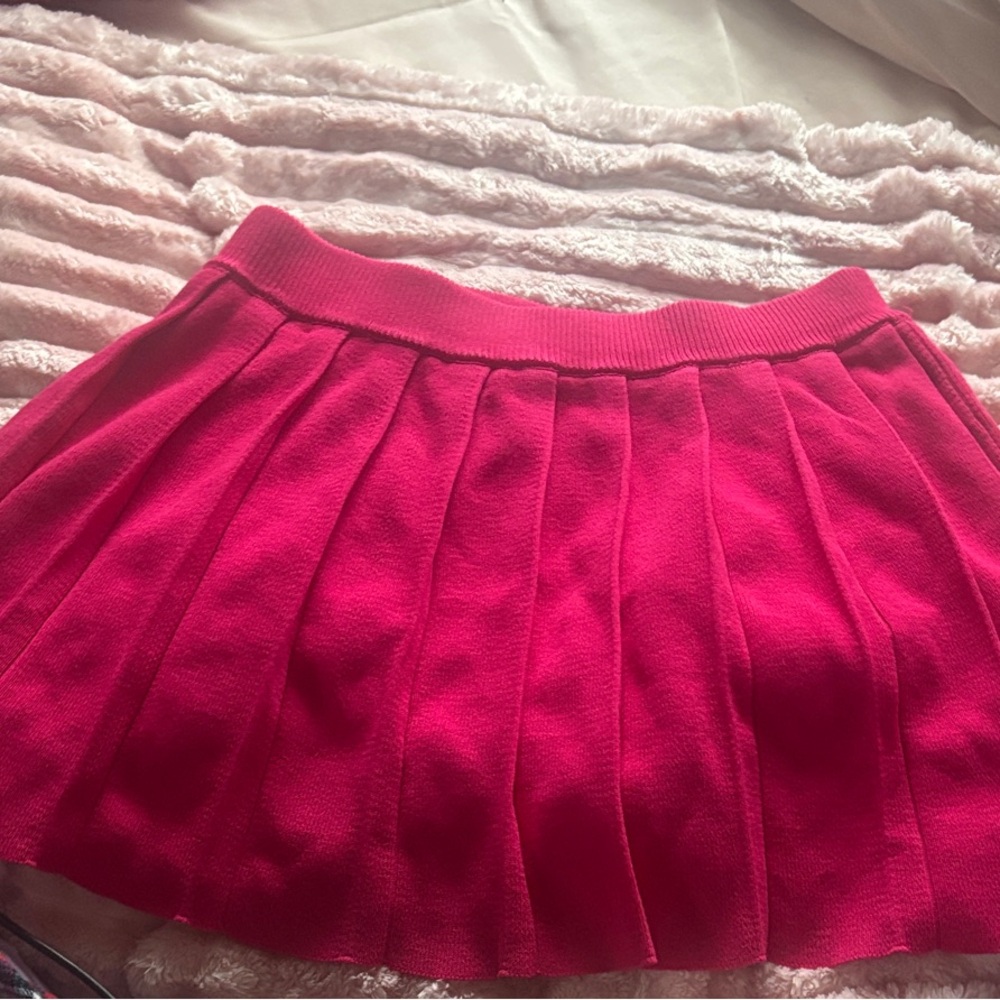 Daisy Vibrant Pink Skater Skirt